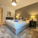 Free Parking, 2min Walk To Monaco, 2 Rooms, 100 Mq